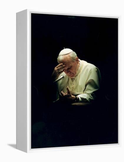 Pope John Paul II Reading a Prayer-null-Framed Premier Image Canvas