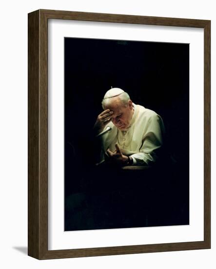 Pope John Paul II Reading a Prayer-null-Framed Photographic Print