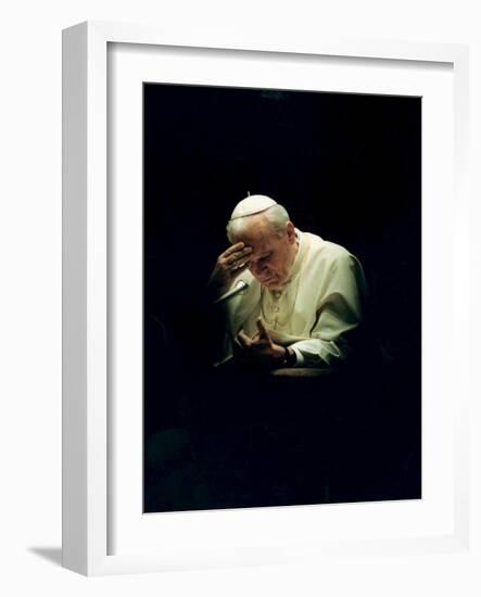 Pope John Paul II Reading a Prayer-null-Framed Photographic Print