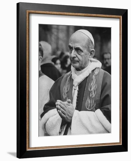 Pope Paul Vi, Officiating at Ash Wednesday Service in Santa Sabina Church-Carlo Bavagnoli-Framed Photographic Print