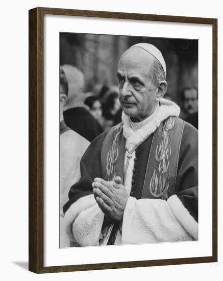 Pope Paul Vi, Officiating at Ash Wednesday Service in Santa Sabina Church-Carlo Bavagnoli-Framed Photographic Print