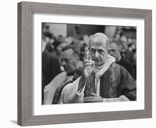 Pope Paul Vi, Officiating at Ash Wednesday Service in Santa Sabina Church-Carlo Bavagnoli-Framed Photographic Print