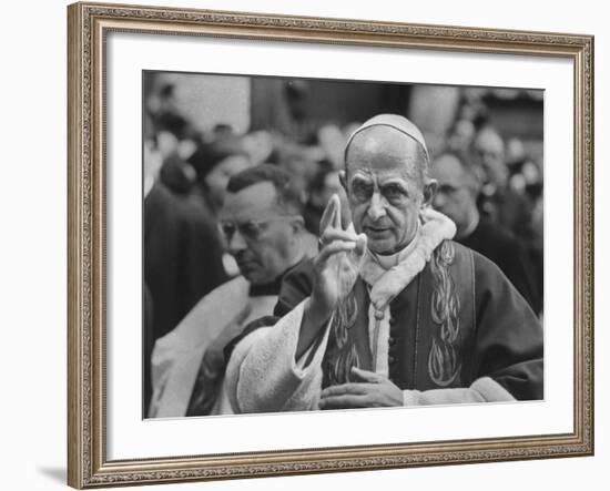 Pope Paul Vi, Officiating at Ash Wednesday Service in Santa Sabina Church-Carlo Bavagnoli-Framed Photographic Print