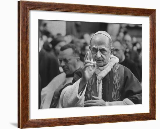 Pope Paul Vi, Officiating at Ash Wednesday Service in Santa Sabina Church-Carlo Bavagnoli-Framed Photographic Print