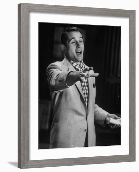 Popular Italo-American Song Singer Perry Como-Ralph Morse-Framed Premium Photographic Print