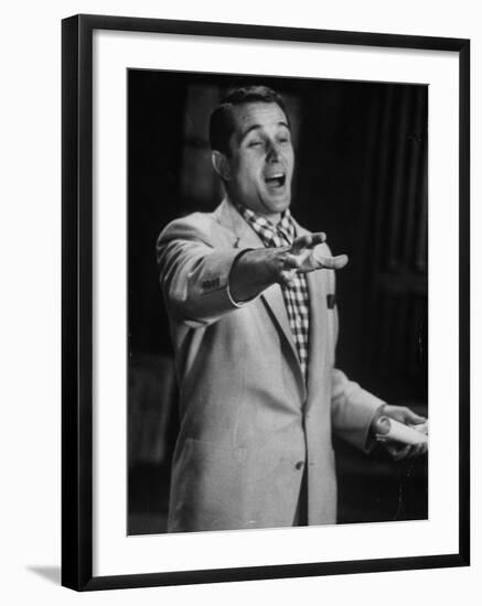 Popular Italo-American Song Singer Perry Como-Ralph Morse-Framed Premium Photographic Print