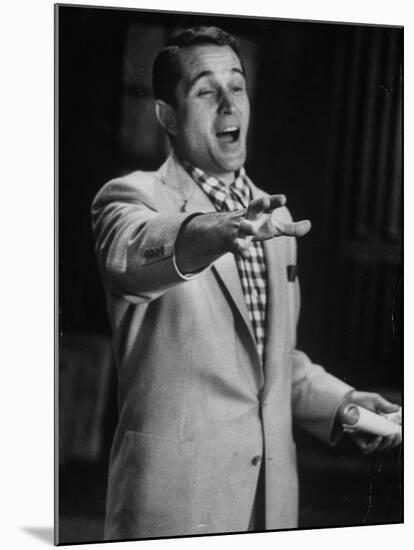 Popular Italo-American Song Singer Perry Como-Ralph Morse-Mounted Premium Photographic Print