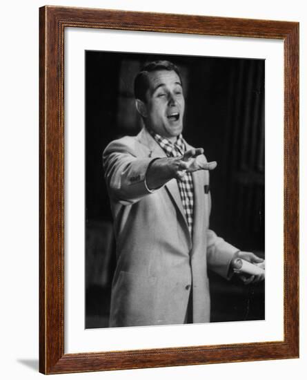 Popular Italo-American Song Singer Perry Como-Ralph Morse-Framed Premium Photographic Print