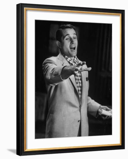 Popular Italo-American Song Singer Perry Como-Ralph Morse-Framed Premium Photographic Print