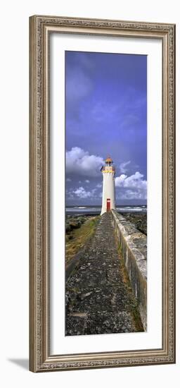 Port Fairy Vert-Wayne Bradbury-Framed Photographic Print