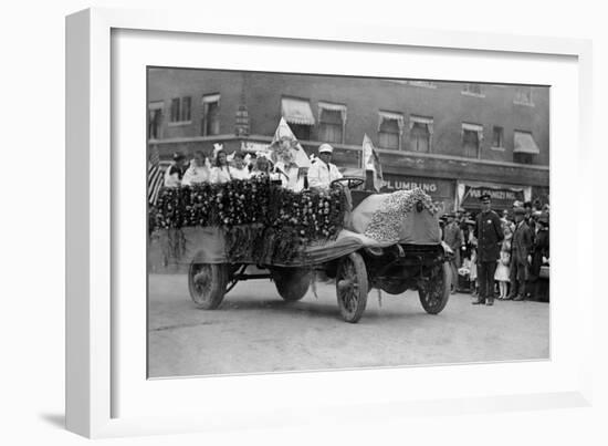 Portland, OR Rose Festival Parade Floats Photograph - Portland, OR-Lantern Press-Framed Art Print