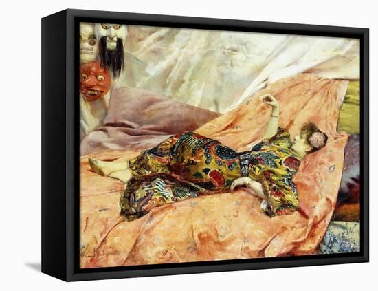 Porträt von Sarah Bernhardt in einem chinesischen Interieur-Georges Rochegrosse-Framed Premier Image Canvas