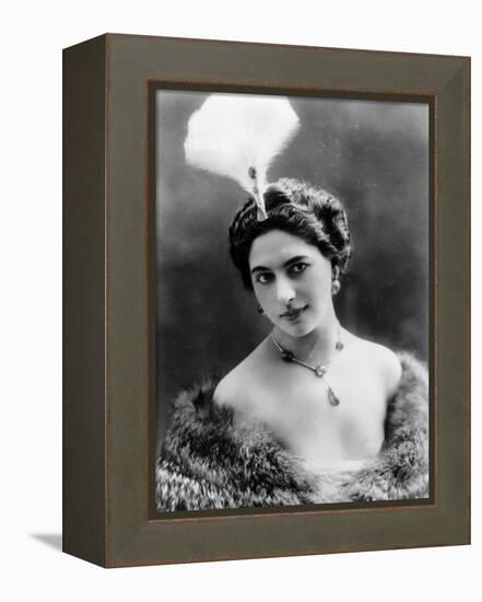 Portrait around, 1900 of the famous Dutch dancer MATA HARI, in a white dress (b/w photo)-null-Framed Stretched Canvas