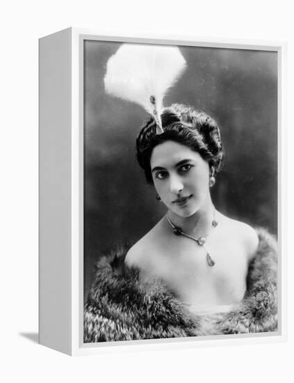 Portrait around, 1900 of the famous Dutch dancer MATA HARI, in a white dress (b/w photo)-null-Framed Stretched Canvas