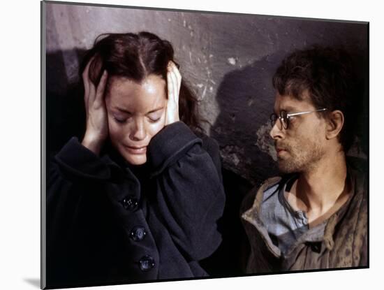 PORTRAIT by GROUPE with DAME, 1976 directed by ALEKSANDER PETROVI Romy Schneider and Brad Dourif (p-null-Mounted Photo