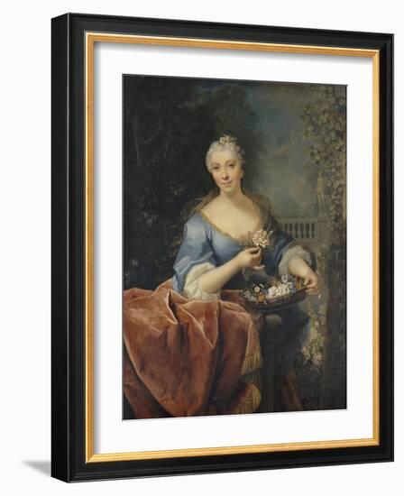 Portrait de dame tenant une corbeille de Fleurs sur fond de parc avec une balustrade et une statue-Jean Raoux-Framed Giclee Print