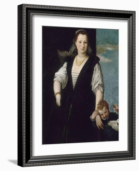 Portrait de femme avec un enfant et un chien (les enfants de Francesco Bevilacqua ?)-Paolo Veronese-Framed Giclee Print