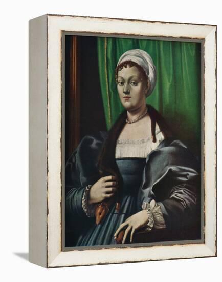 'Portrait of a lady', 16th century-Giulio Romano-Framed Premier Image Canvas