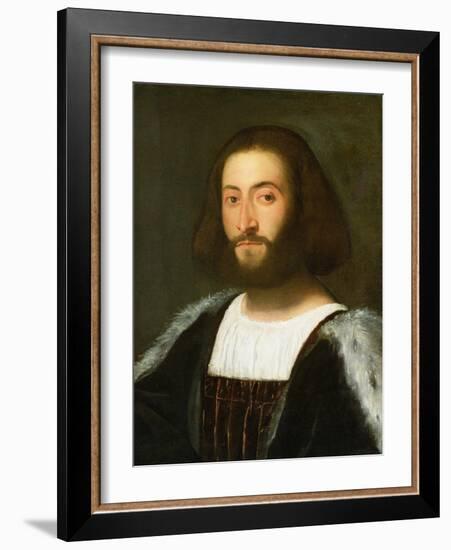 Portrait of a Man, 1508-10-Titian (Tiziano Vecelli)-Framed Giclee Print