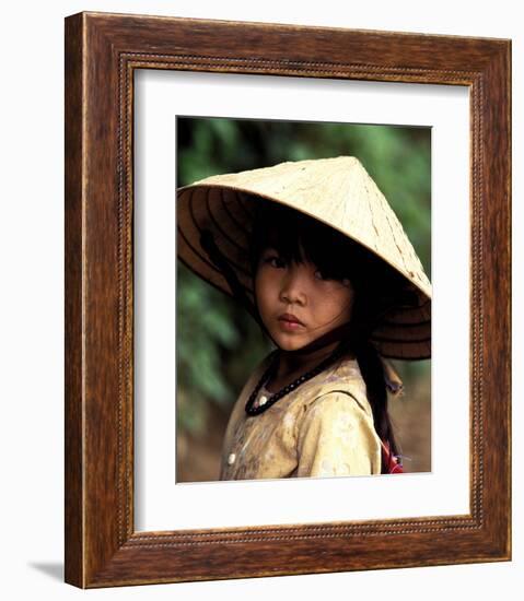 Portrait of a Vietnamese Girl-Keren Su-Framed Art Print