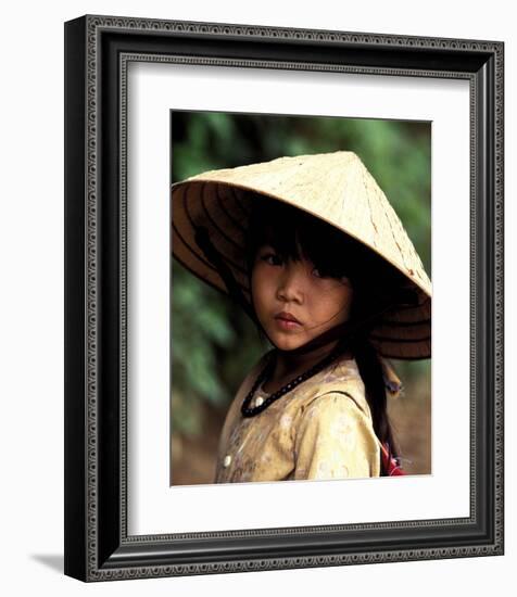 Portrait of a Vietnamese Girl-Keren Su-Framed Art Print