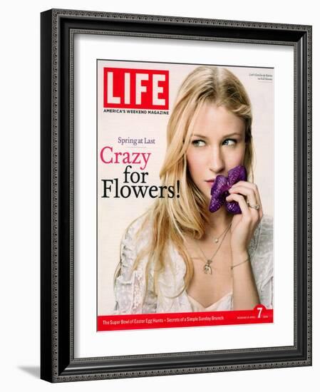 Portrait of Actress Emilie De Ravin Holding an Orchid Flower, April 7, 2006-Karina Taira-Framed Photographic Print