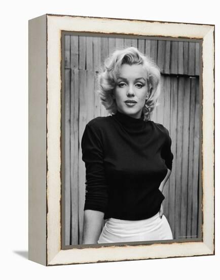 Portrait of Actress Marilyn Monroe on Patio of Her Home-Alfred Eisenstaedt-Framed Premier Image Canvas