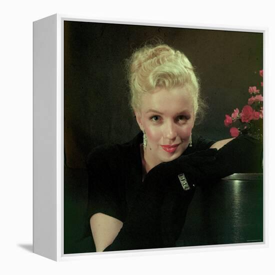 Portrait of Actress Marilyn Monroe-Ed Clark-Framed Premier Image Canvas