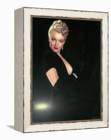 Portrait of Actress Marilyn Monroe-Ed Clark-Framed Premier Image Canvas