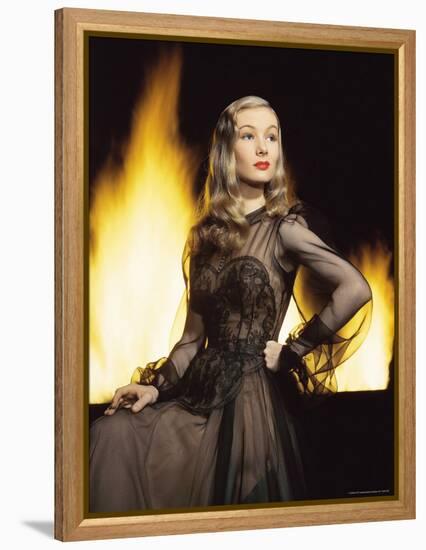 Portrait of Actress Veronica Lake-Eliot Elisofon-Framed Premier Image Canvas