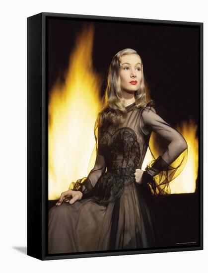Portrait of Actress Veronica Lake-Eliot Elisofon-Framed Premier Image Canvas