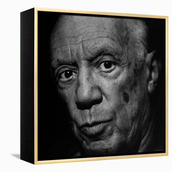 Portrait of Artist Pablo Picasso-Gjon Mili-Framed Premier Image Canvas