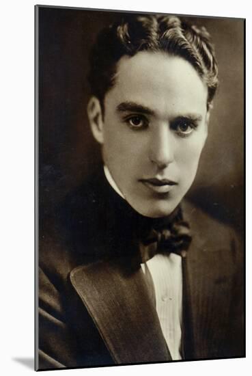 Portrait of Charlie Chaplin, c. 1918-American Photographer-Mounted Photographic Print