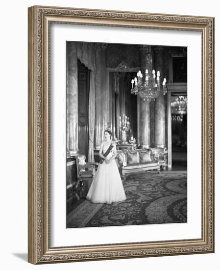 Portrait of Elizabeth II, Born 21 April 1926-Cecil Beaton-Framed Photographic Print