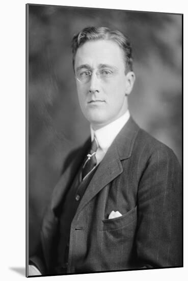 Portrait of Franklin Delano Roosevelt-null-Mounted Art Print