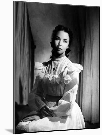 Portrait of Jennie, Jennifer Jones, 1948-null-Mounted Photo