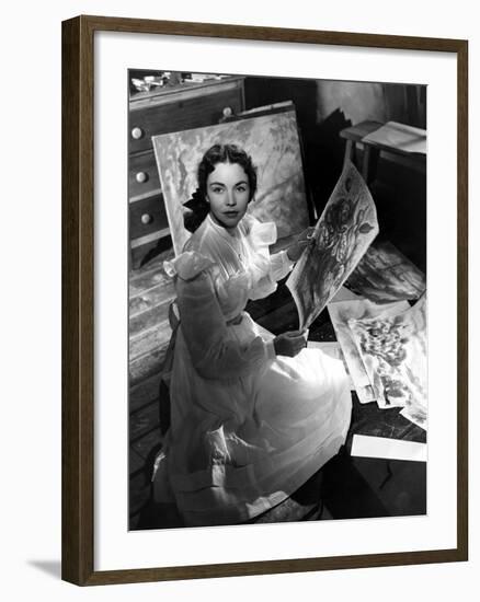 Portrait Of Jennie, Jennifer Jones, 1948-null-Framed Photo