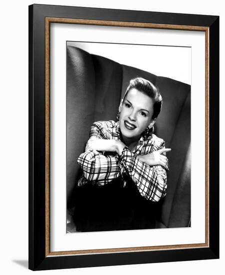 Portrait of Judy Garland-null-Framed Photo