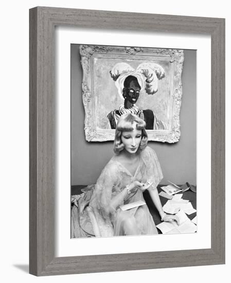 Portrait of Mannequin Cynthia, Created for Saks Fifth Avenue by Mannequin Artist Lester Gabba-Alfred Eisenstaedt-Framed Photographic Print