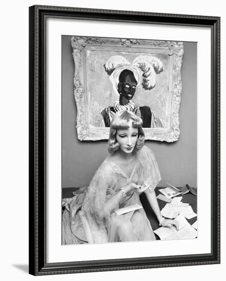 Portrait of Mannequin Cynthia, Created for Saks Fifth Avenue by Mannequin Artist Lester Gabba-Alfred Eisenstaedt-Framed Photographic Print