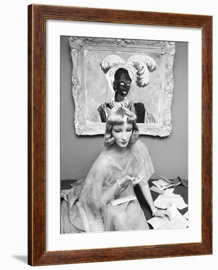 Portrait of Mannequin Cynthia, Created for Saks Fifth Avenue by Mannequin Artist Lester Gabba-Alfred Eisenstaedt-Framed Photographic Print