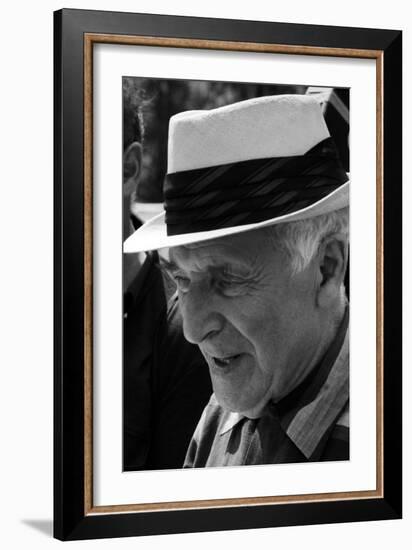 Portrait of Marc Chagall-Mario de Biasi-Framed Giclee Print