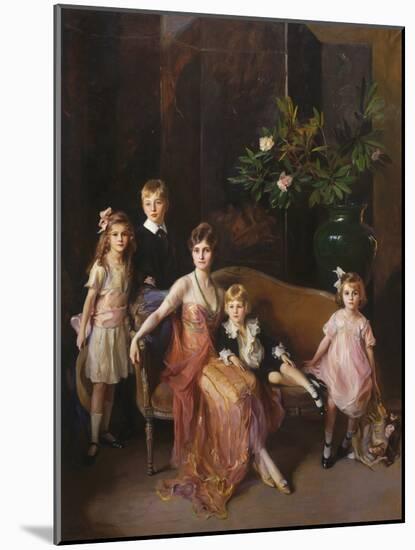 Portrait of Mrs Francis P. Garvan and Her Four Children, 1921 (Oil on Canvas)-Philip Alexius De Laszlo-Mounted Giclee Print