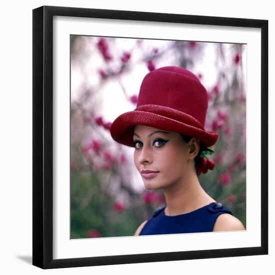Portrait of Sophia Loren-Mario de Biasi-Framed Photographic Print