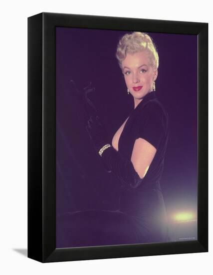 Portrait of Starlet Marilyn Monroe-Ed Clark-Framed Premier Image Canvas