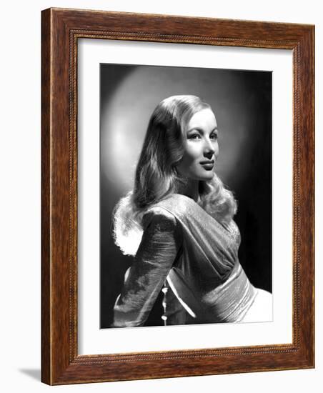 Portrait of Veronica Lake-null-Framed Photo