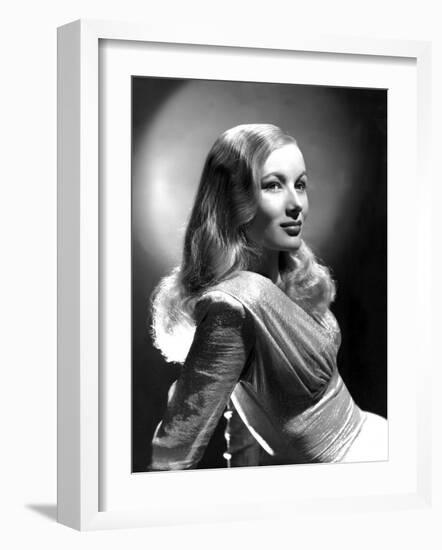 Portrait of Veronica Lake-null-Framed Photo