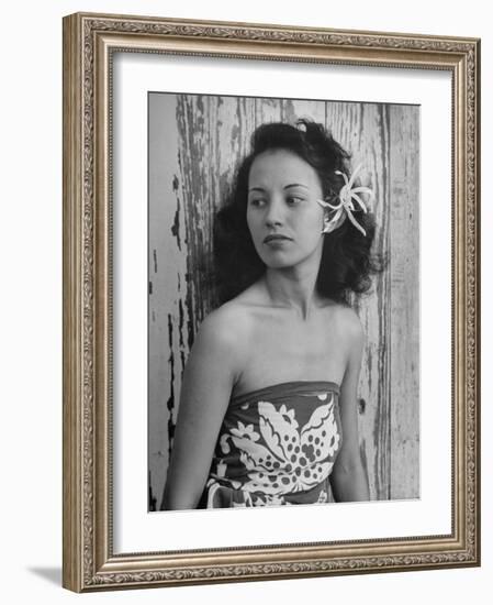 Portrait of Young Hawaiian Woman-null-Framed Photographic Print