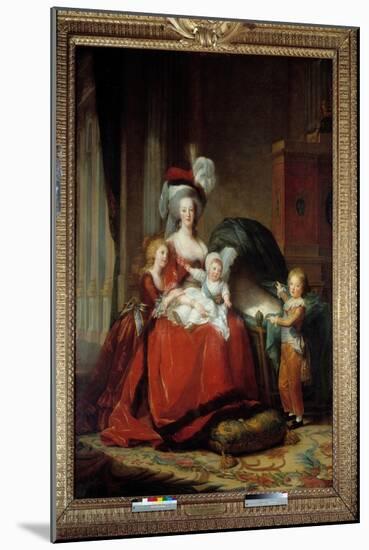 Portraits De Marie Antoinette (Maire-Antoinette) De Lorraine Habsbourg (1755-1793) Reine De France-Elisabeth Louise Vigee-LeBrun-Mounted Giclee Print
