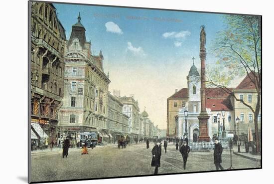 Postcard Depicting the Centre of Pest with Rakoczi Street and the Rokus Hospital-null-Mounted Giclee Print